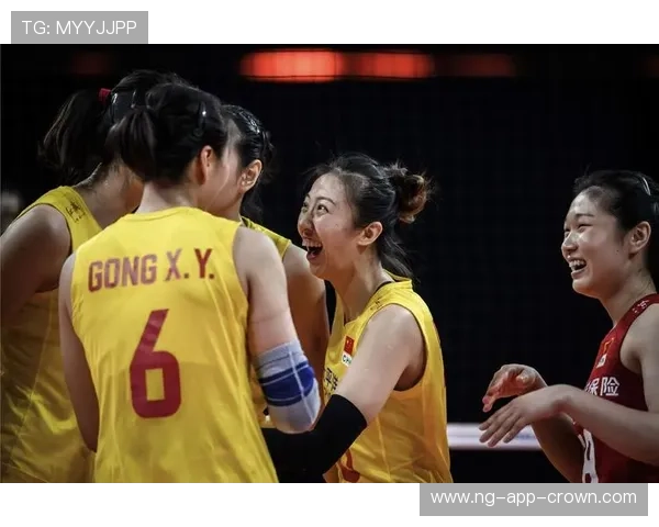 丁霞今天一出场，连队友都忍不住瞄这豪宅钥匙链了！