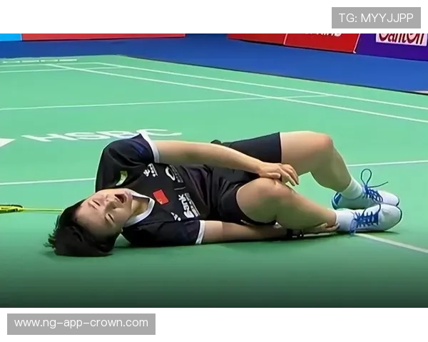 何冰娇训练完直接拎包逛奢侈品店，这消费节奏谁跟得上