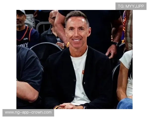 史蒂夫·纳什助攻效率远超皮蓬，挡拆组织推动球队得分爆发