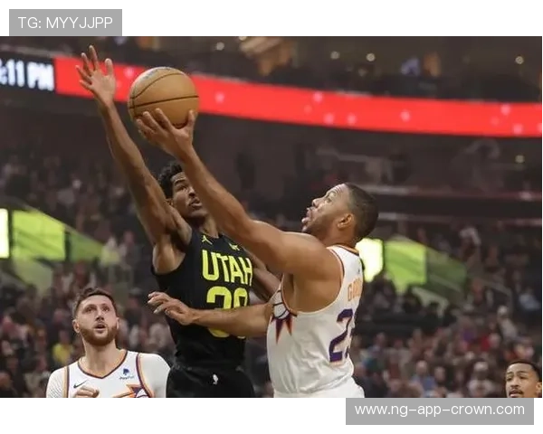 凯文杜兰特核心单打胜布克 得分结构更均衡