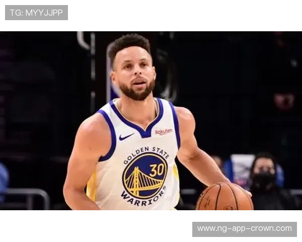 朗多挡拆吸引内线制造空位较无球回合串联更明显