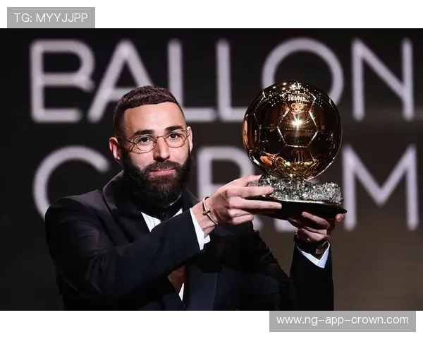 莱万金球奖取消：规则争议与荣誉损失分析