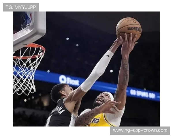 维克托文班亚马挡拆拉开空间提升得分效率明显超越同期新秀